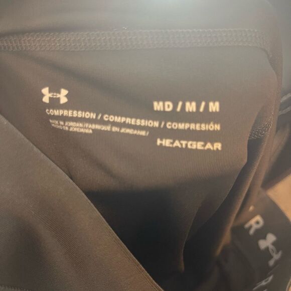 Under Armour‎ grey compression leggings, size medium - Picture 14 of 15